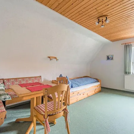Apartman Large In Tabarz Thuringia, With Barbecue Brotterode