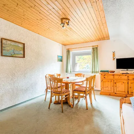 Large In Tabarz Thuringia, With Barbecue Apartman Brotterode