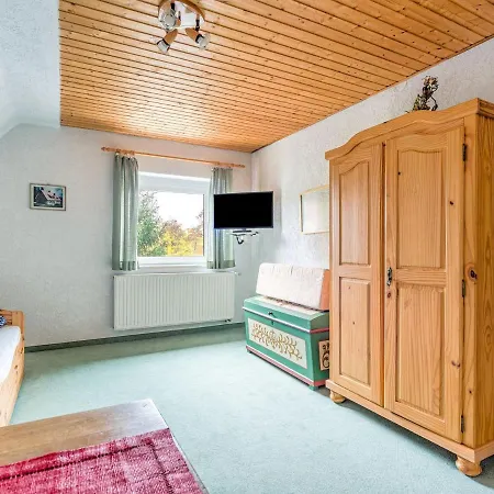 Apartman Large In Tabarz Thuringia, With Barbecue